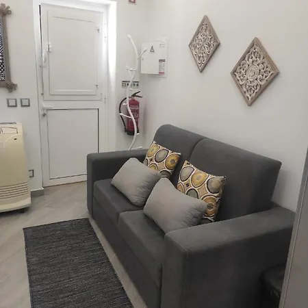 Light Wave Center 50m Nazaré