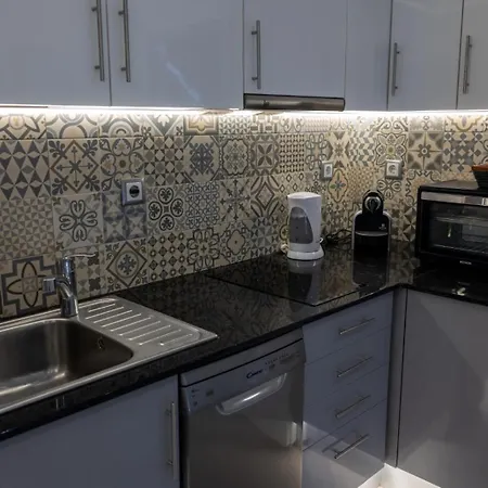 Light Wave Nazare Suite 50M Beach Apartment