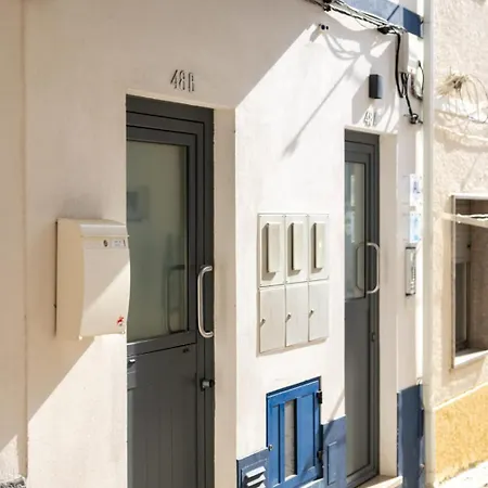 Light Wave Nazare Suite 50M Beach Apartment *